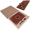 Mirtop Prabangus A5 dovanų rinkinys: medinė užrašinė su rašikliu auksuotais kraštais