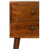 Artisan Furniture Riešutmedžio Mini naktinis staliukas su 2 stalčiais