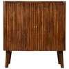 Artisan Furniture Reeve mango medienos spintelė su reljefiniais fasadais, kaštono atspalvio