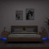Sieninės naktinės spintelės su LED, 2vnt., ąžuolo