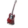 Deco Gifts Mini gitara 15 cm, mahagono – Angus Young stiliaus, kolekcinė su stovu