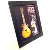 Hobilt Jimmy Page mini gitara rėmelyje – kolekcinė dovana Led Zeppelin fanams