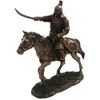 Italfama GENGIS KHAN - mongolų imperijos įkūrėjas. Išmatavimai: 23x9x24cm.