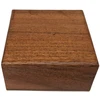 Mirtop Maža medinė dovanų dėžutė su tamsiai mėlynu įdėklu, 8 x 8 x 4 cm