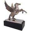 Mirtop Pegasas – sidabrinė aliuminio figūrėlė ant plieno ir medžio pagrindo