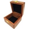 Mirtop Medinė dėžutė papuošalams 6×6×4 cm – su pamušalu, graviruojama