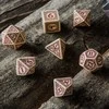 Dėlionė Q Workshop Viking Kauliukų Rinkinys Smėlio Ir Bordinės Spalvos