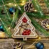 Wonderland Crafts Karoliukų siuvinėjimo rinkinys ant medžio – Kalėdų eglutės žaisliukas