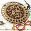 Wonderland Crafts Siuvinėjimo kryželiu rinkinys siūlų organizatoriui, dirbtinė oda 15×15