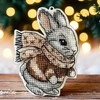 Wonderland Crafts Siuvinėjimo kryželiu rinkinys ant plastiko – Kalėdinis eglutės žaisliukas