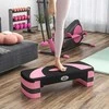 "HOMCOM step board" aerobikos treniruoklis, reguliuojamo aukščio su 3 lygiais (10/15/20 cm), skirtas treniruokliams lauke ir patalpose, kurio keliamoji galia iki 150 kg 80 x 31 x 10-20 cm