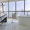 Relaxdays Chromuota ir antracito spalvos rankšluosčių stovas