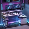 Promotions Kompiuterio stalas su įkrovimo stotele ir pakelta monitoriaus stovėjimo vieta 166x60x88 cm baltas