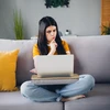 Relaxdays Nešiojamojo kompiuterio padėklas lovai 16" su telefono laikikliu