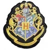 Harry Potter Pagalvė - Hogwartso Emblema, Juoda 37x32x5 cm