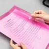 Aplankas-vokas DELI 10442, A4 su spaustuku, plastikinis, rožinės spalvos