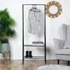 Juodos metalinės drabužių kabykla, 153 cm