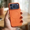 OEM dėklas, skirtas iPhone 17 Pro / 18 Pro silikoniniam Mag dėklui, suderinamas su MagSafe (didele skylute), oranžinis