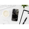 „iPhone 15 PRO Forcell F-Protect Mirage“ dėklas, suderinamas su „Magsafe Military Drop-Test“ juodo marmuro korpusu.
