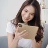 OEM atverčiamas dėklas iPhone 16e (SE 4 2025) Smart Case Book auksinis