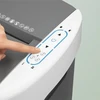 Leitz 80420000 IQ Optimax AutoFeed 300 dokumentų smulkintuvas, P4, 300 lapų, 25 litrų talpos atliekų bakas