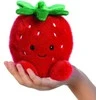 AURORA PALM PALS Pliušinė braškė, 12 cm