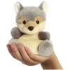 AURORA PALM PALS Pliušinis vilkas, 13 cm