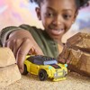 Hasbro Transformers Cyberworld Bumblebee figure 10cm