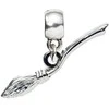 The Carat Shop Harry Potter Nimbus 2000 charm pakabukas