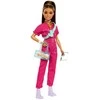 Mattel Brunetė lėlė rožiniu kombinezonu