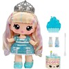 MGA Lėlė Yummiland Large Doll + Lūpų blizgis Pet- Callie Birthday Cake