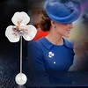 Unikalaus dizaino sagė , Three pearls