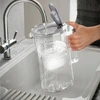 Vandens filtravimo ąsotis Aquaphor Glass 2,5L, pilkas, su 10 vnt vandens filtrų