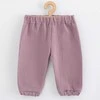 Kūdikių muslino rinkinys Marškinėliai ir kelnės New Baby levandų, 62 (3-6m)
