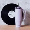 Quokka Stream – nerūdijančio plieno termopuodelis 950 ml su šiaudeliais (violetinė)