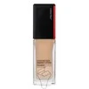 „Shiseido Synchro Skin Radiant Lifting“ skystas makiažo pagrindas, 160 Shell SPF 30, 30 ml