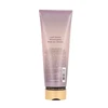 Victoria Secrets Victoria`s Secret Velvet Petals Shimmer Losjonas kūnui 236ml