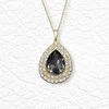 Diamond Sky Jewelry Kaklo papuošalas moterims DiamondSky "Jasmine (Sidabrinis Night)" su Swarovski kristalais