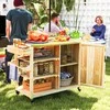 "Outsunny" kepsninės vežimėlis 6 pakopų serviravimo vežimėlis su darbiniu paviršiumi, rankšluosčių laikiklis, BBQ kepsninės stalas iš medžio, kepsninės staliukas, lauko vežimėlis, anglių kepsninė sode, terasoje 134.5x50x91.5cm natūralaus medžio