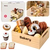 Lean Toys Medinė mini kepyklėlės rinkinys su lipdukais, 10 dalių