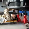 HOMCOM atraminiai stoveliai, 3 tonos keliamoji galia, 2 vnt., su apsauginiu kaiščiu, 10 lygių aukščio reguliavimas nuo 290 mm iki 410 mm, atraminiai stoveliai automobilių keltuvams, skirti dirbtuvėms ir garažui, raudoni