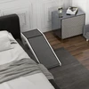 PawHut naminių gyvūnėlių rampa su neslidžiu kilimėliu, šunų laiptai, skirta šunims iki 30 kg, pušies mediena, poliesteris, balta/pilka, 125 x 40 x 35,5 cm