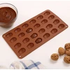 Silikoninė kepimo forma 24 kriauklių formos ertmėms, ruda, 27,5 × 17 × 1 cm