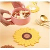 Silicone potholder for mugs and pans