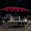 Sodo skėtis su LED apšvietimu ir pagrindu, raudonas, 472,4 × 289,6 cm