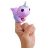 FINGERLINGS elektroninis žaislas banginis Nelly, violetinis, 3696