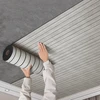 3D dekoratyvinė lipni sienų panelė – pilka medžio imitacija 300 x 45 cm