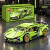 Konstruktorius sportinis automobilis konteinerio dėžutėje TR2387