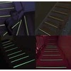 Neslidi laiptų juosta su fluorescencine juostele