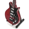 Indominiguitars Kolekcinė mini gitara Queen Brian May iš raudonmedžio, mastelis 1:4